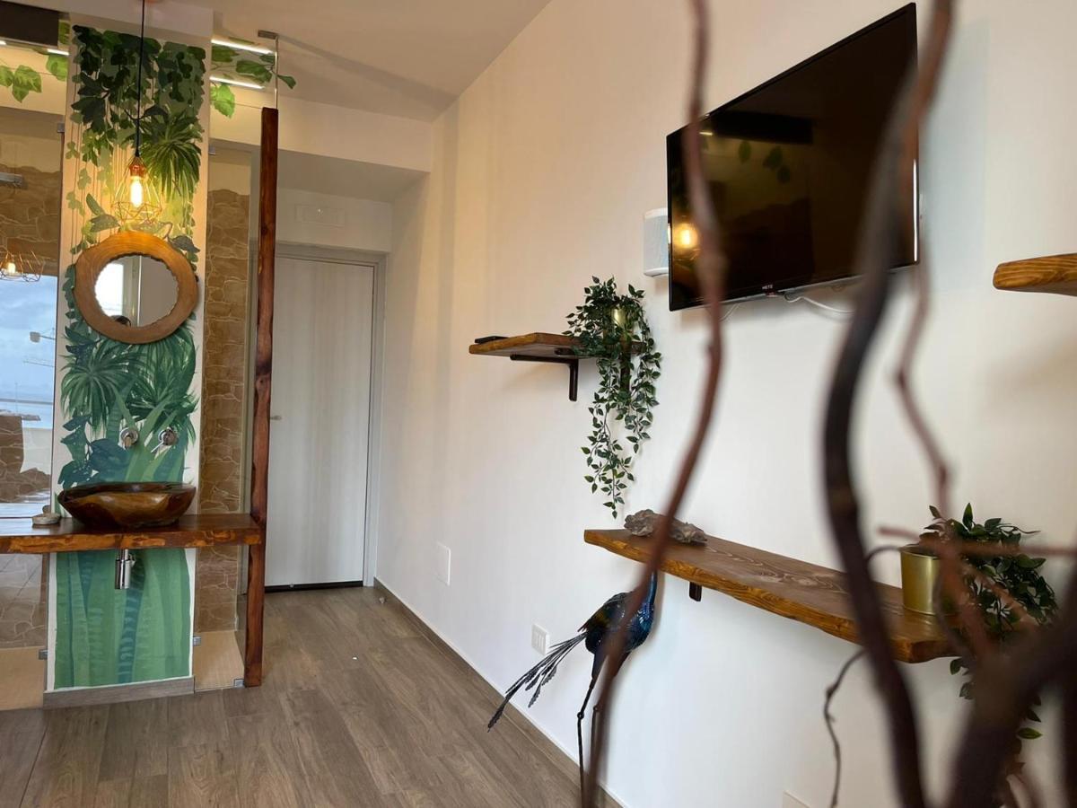 נאפולי Urban Jungle Rooms מראה חיצוני תמונה