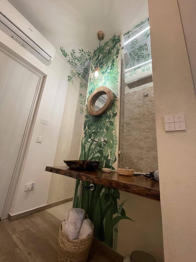 נאפולי Urban Jungle Rooms מראה חיצוני תמונה